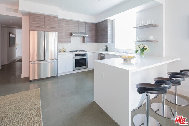 Foto del edificio - 935 N Hudson Ave