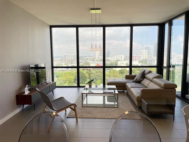 Building Photo - 1600 NE 1st Ave