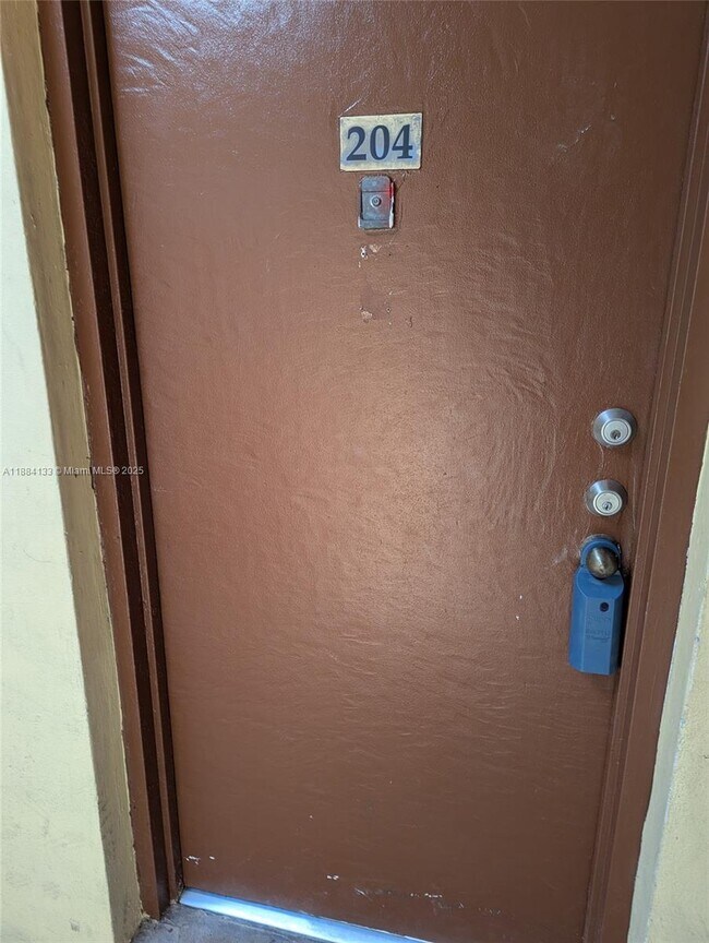 Foto del edificio - 13700 SW 62nd St