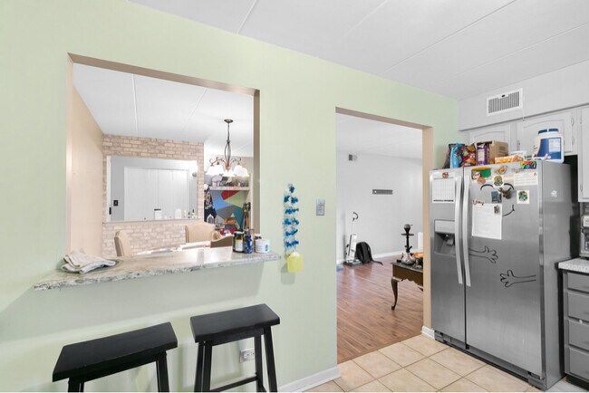 Foto del edificio - 11045 Theresa Cir