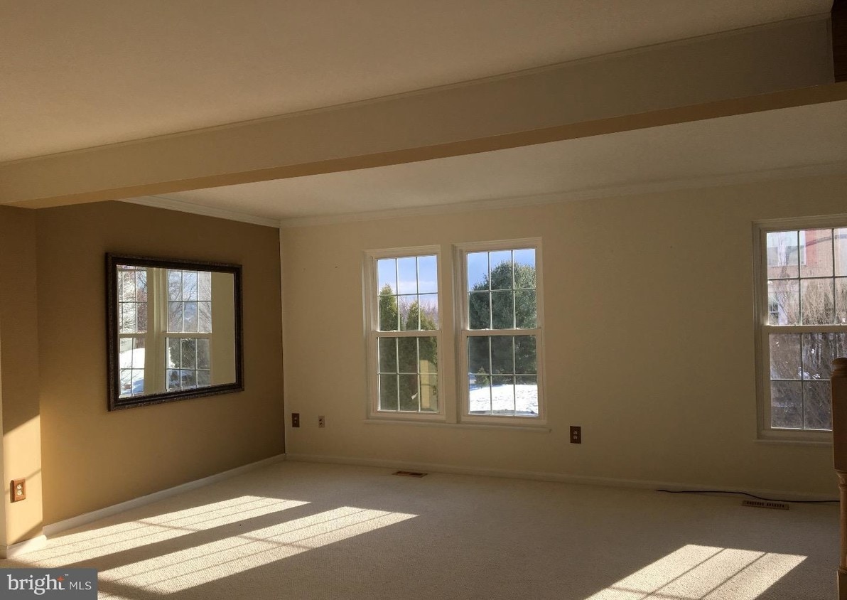 149 Cir, Wilmington, DE 19808 Townhouse for Rent in Wilmington