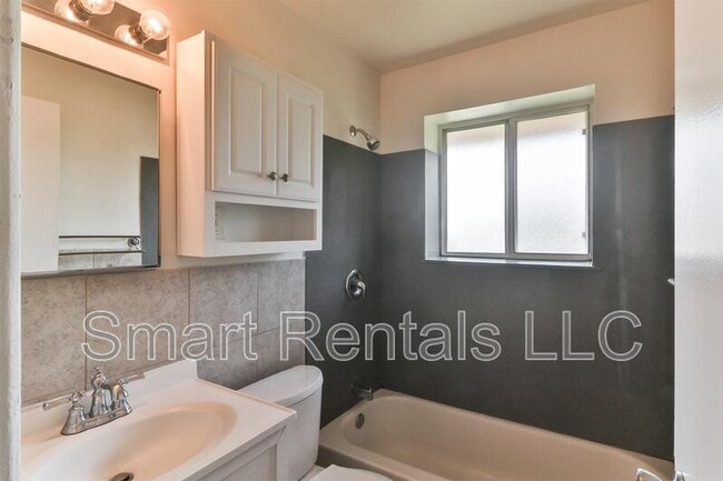 Foto del edificio - 471 S Holmes Ave