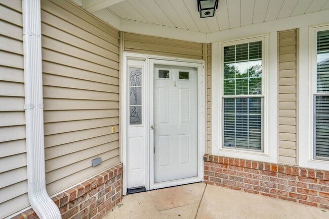 Foto del edificio - 2708 Wyndgate Ct