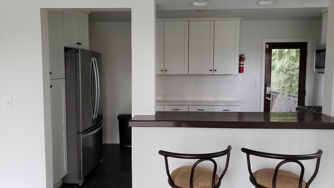 kitchen w - 10722 24th Ave NE