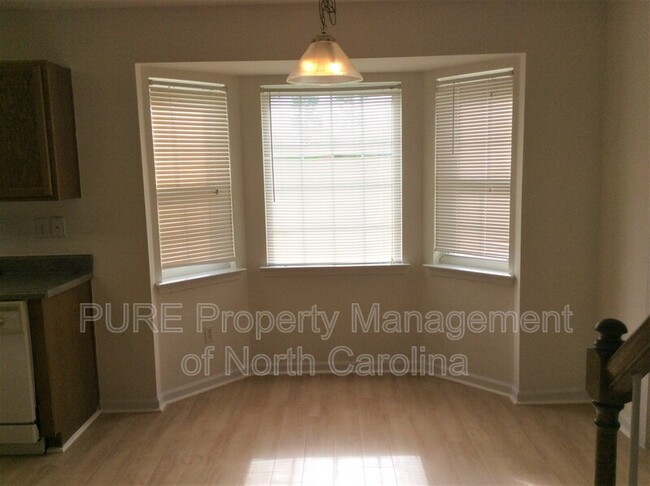 Building Photo - 4423 Cades Cove Dr