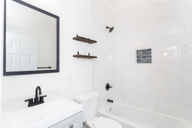 Bathroom - 2516 13th St NW