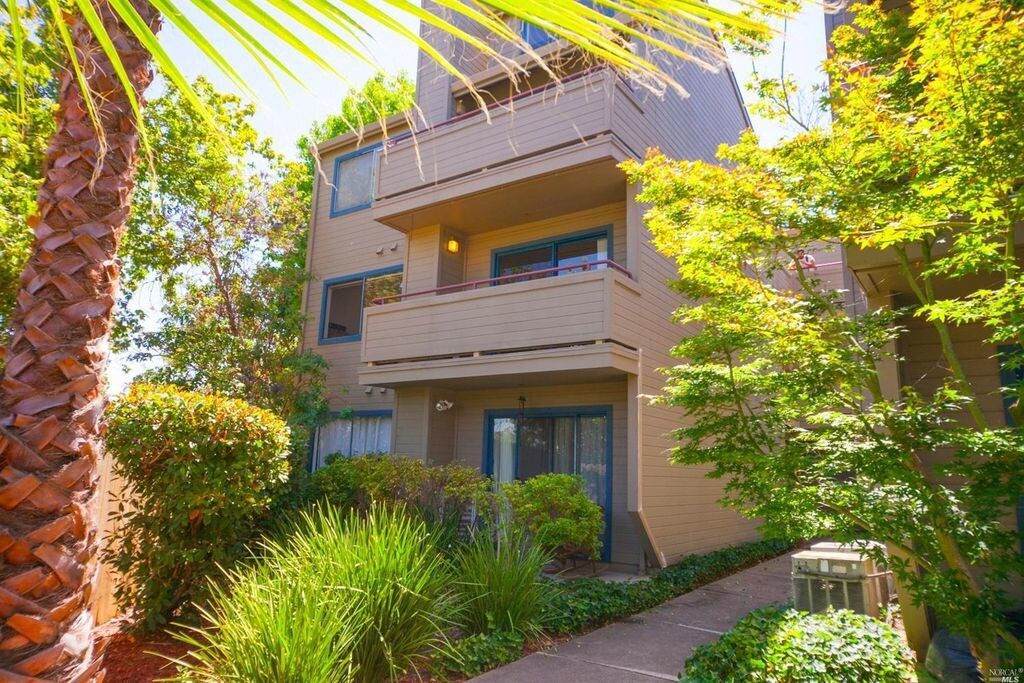 211 Mariner Way, Novato, CA 94945 Apartments in Novato, CA