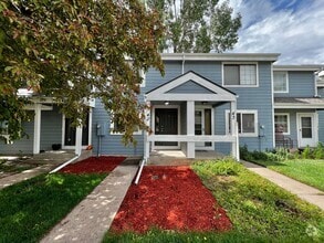 Building Photo - 2929 Ross Dr