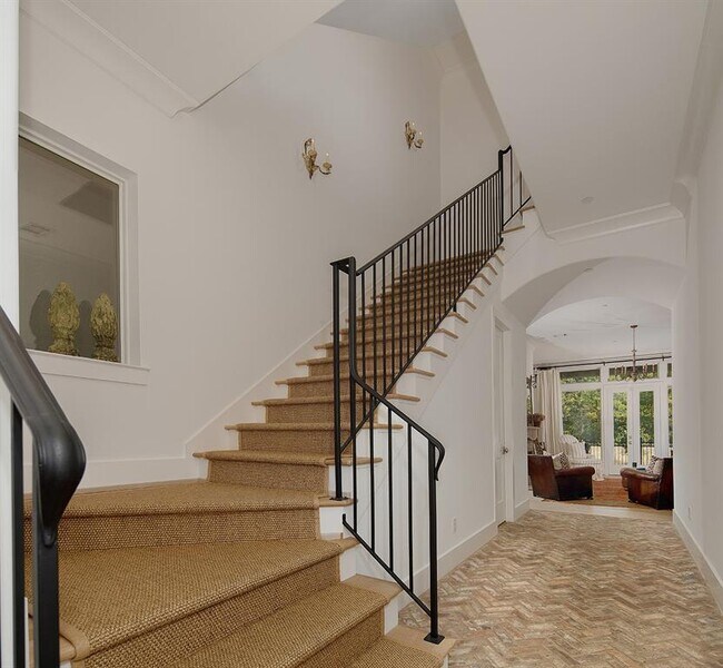 Foto del edificio - 15 Waterton Cove Pl