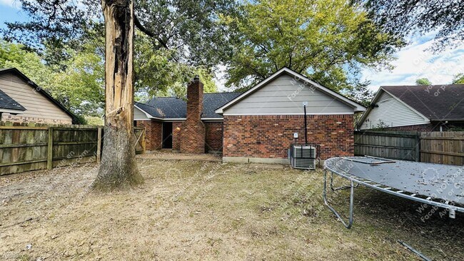 Building Photo - 3 br, 2 bath House - 6725 Rockingham Rd