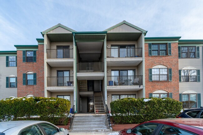 Foto del edificio - 69 Fisher Dr