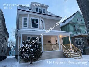 Building Photo - 261 Breckenridge St