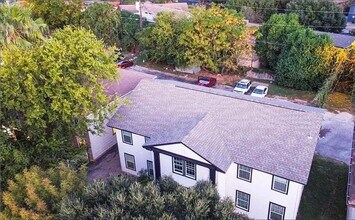 Building Photo - 3427 Willowrun Dr