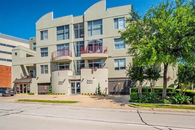 Foto del edificio - For Sale or Lease! Area Construction close to completion!