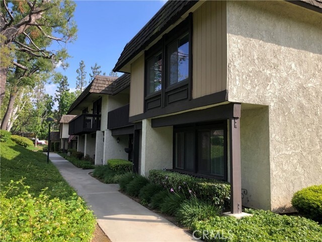Foto del edificio - 623 Briarwood Ln