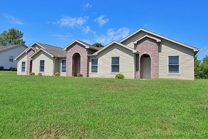 Primary Photo - Spacious 2 Bedroom in Cape