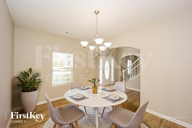 Building Photo - 528 Gristmill Ln