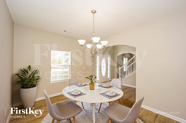 Foto del edificio - 528 Gristmill Ln