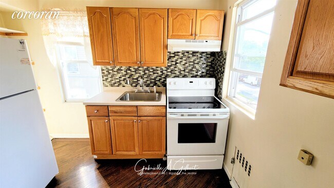 Foto del edificio - 46 Kenmore Rd