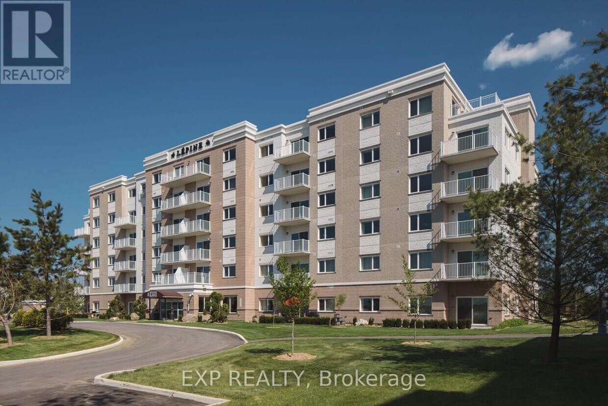 Primary Photo - 411 Barnet Blvd