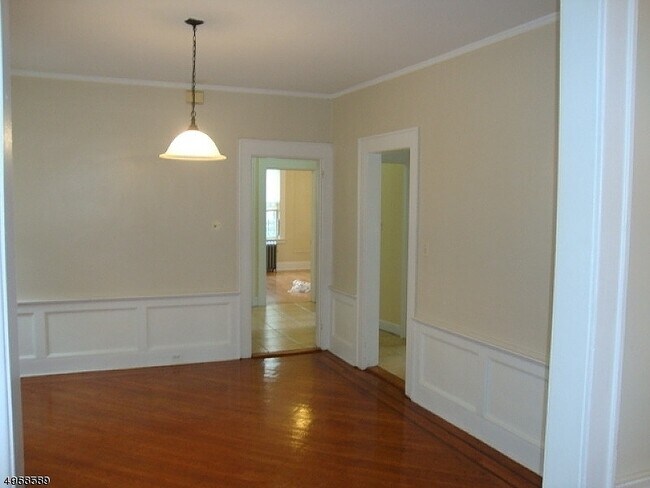 Building Photo - 210 N Oraton Pkwy
