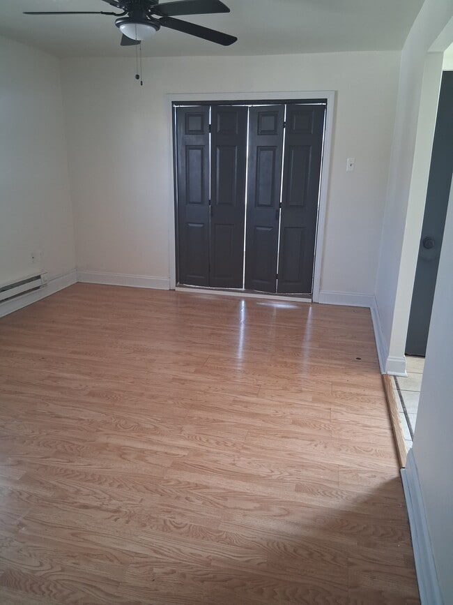 Ogontz - Ogontz Apartment