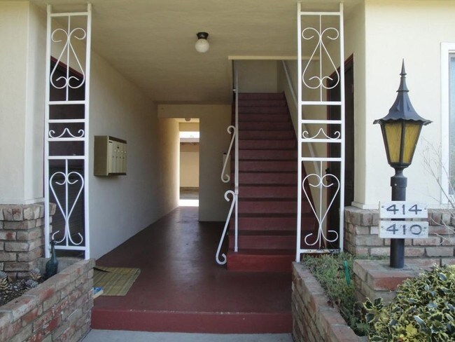 Foto del edificio - 410 Dunster Dr