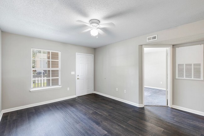 Foto del edificio - Autumn Park