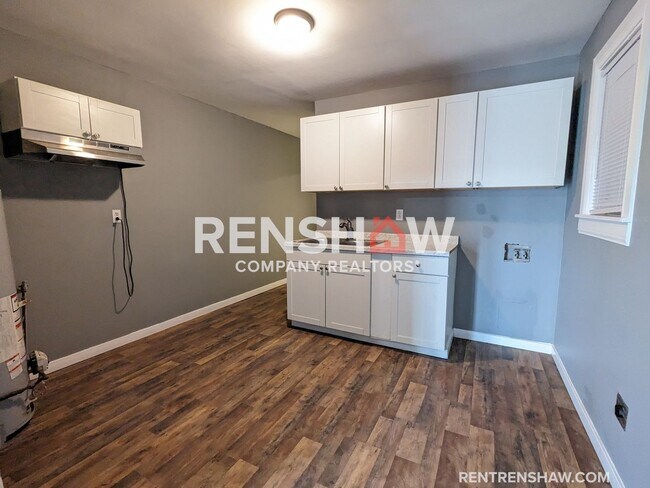 Foto del edificio - Beautifully Renovated Duplex - Available N...