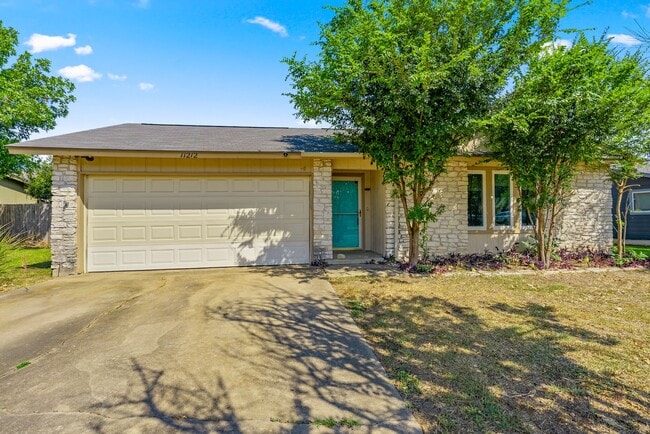 Building Photo - Kick Back in Comfort – 3 Bed, 2 Bath in Chill NW Austin