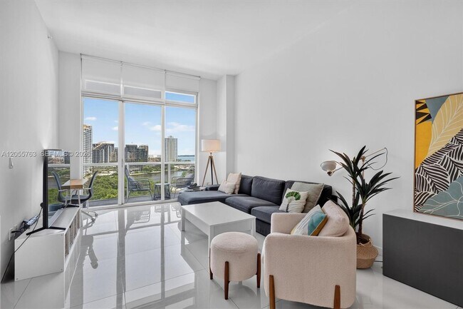 Foto del edificio - 500 Brickell Ave