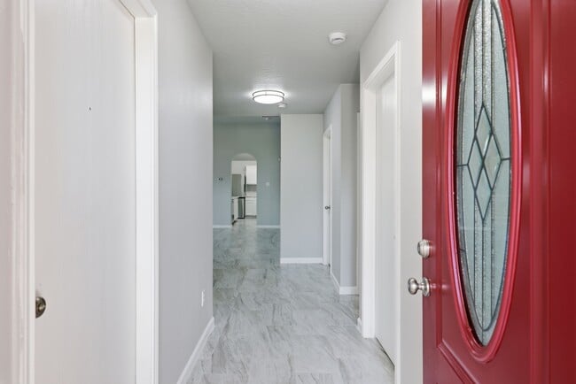 Building Photo - 17819 Gimbal Way