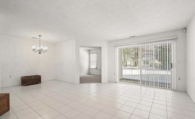 Building Photo - 363 Sunshine Ct