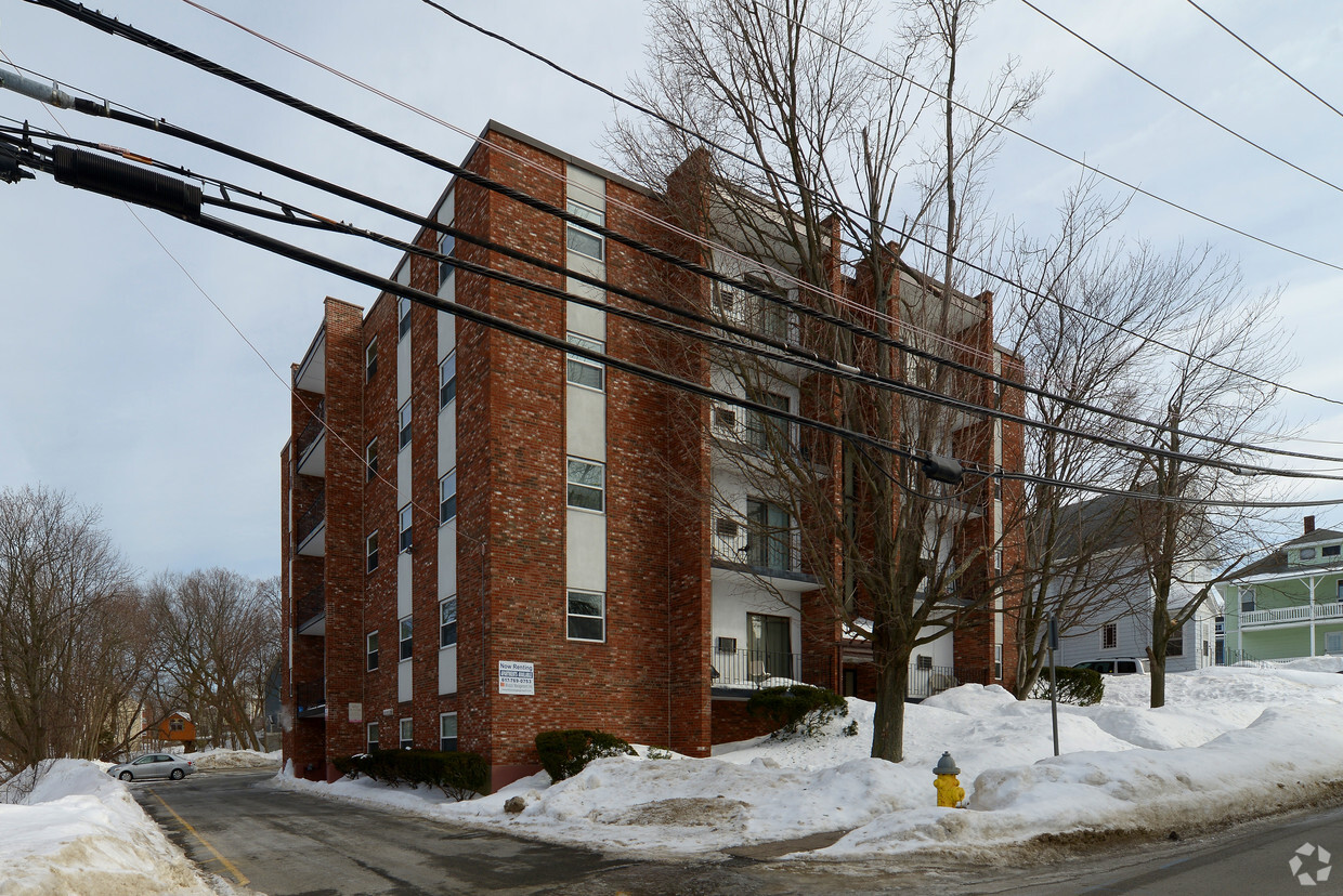 Primary Photo - Newbury Avenue