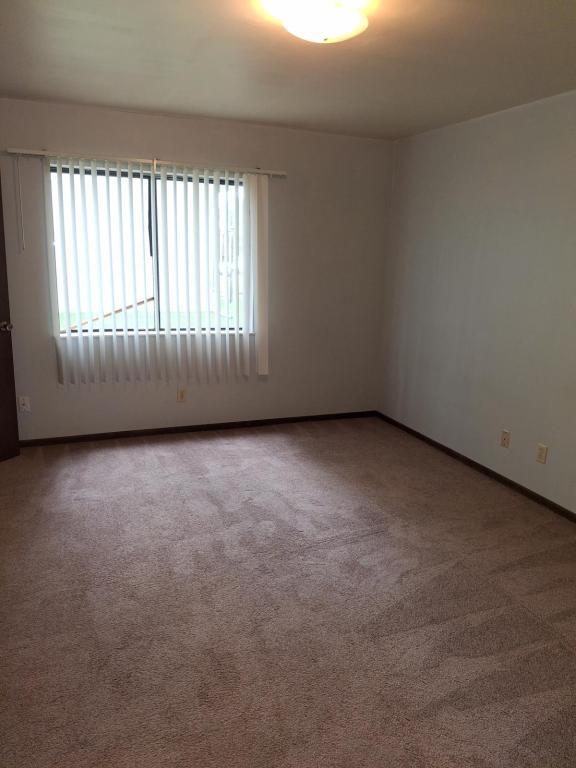 Foto del edificio - 728 Renshaw Ave