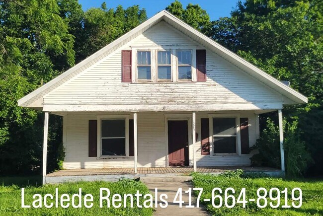 Building Photo - 3 BEDROOM 1 BATHROOM HOUSE FOR RENT