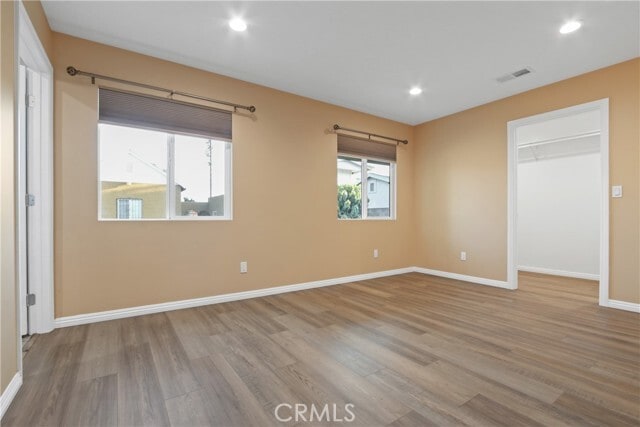 Foto del edificio - 3543 Sanborn Ave