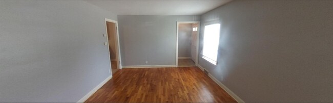 Foto del edificio - 1857 Anderson Ave