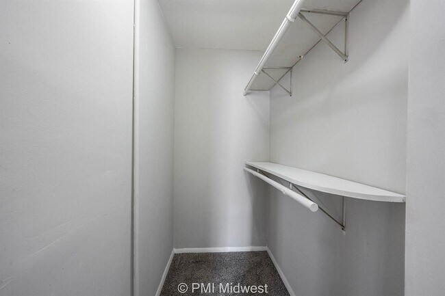 Foto del edificio - 719 W 4th St