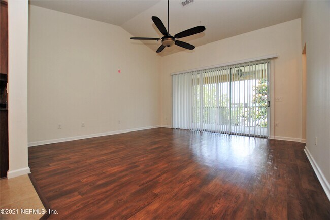 Foto del edificio - 6633 Jefferson Garden Ct