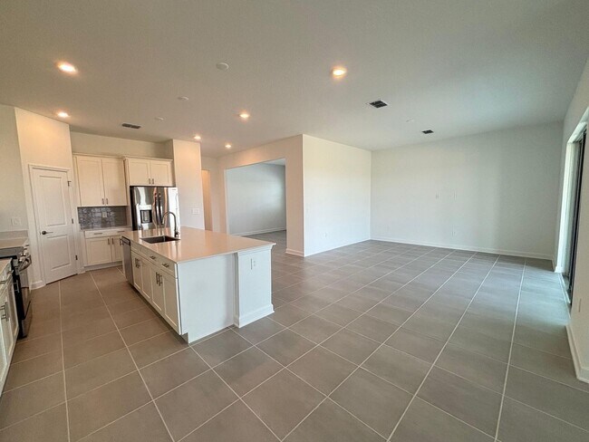 Building Photo - 5996 Shavasana Rd