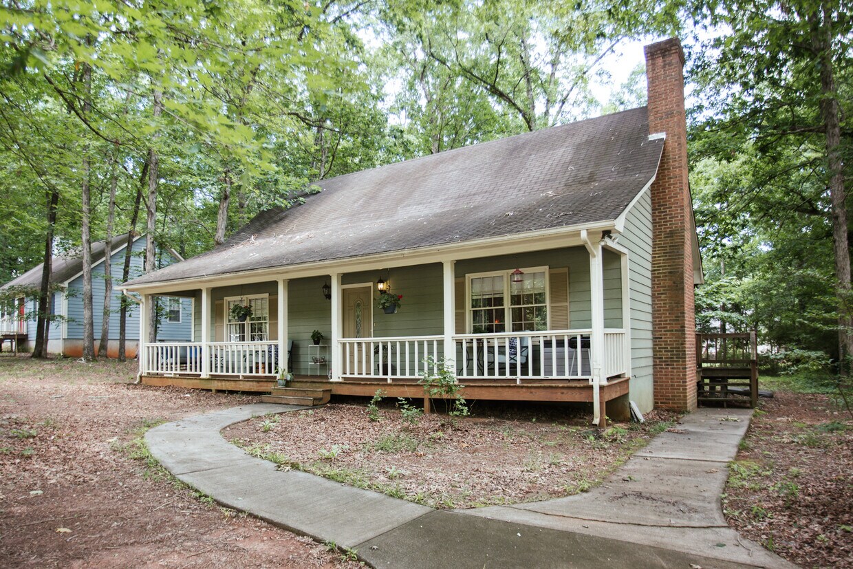 Photo - 285 Shadow Moss Dr (Athens, GA)