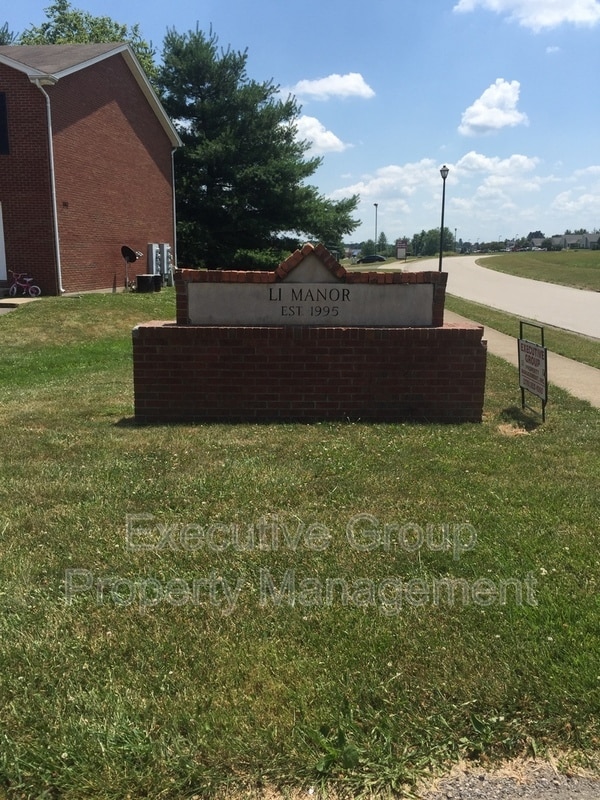 Building Photo - 1115-O CROWNE POINTE DRIVE