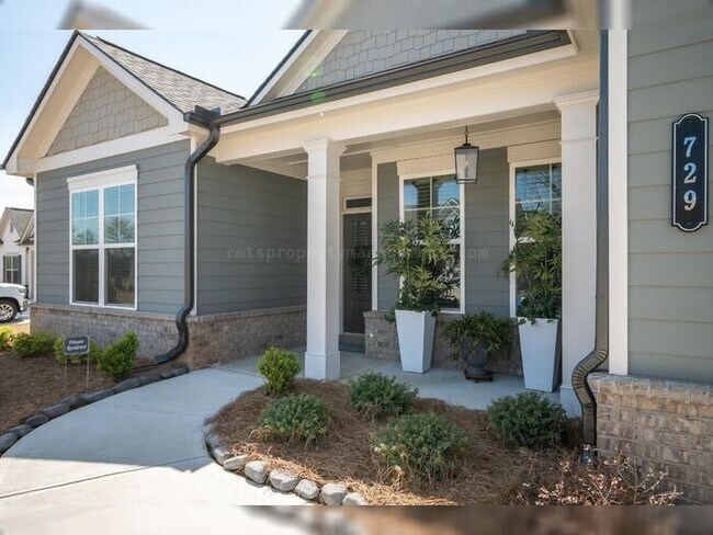Building Photo - 729 Glenside Dr