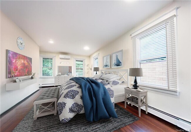 Foto del edificio - 456 N Liberty Dr