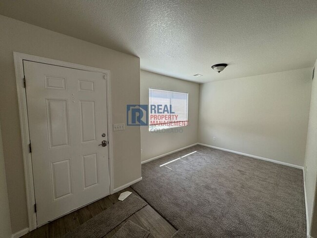Building Photo - 18613 E Chaffee Pl