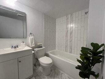 Building Photo - Woodland Trail Apartments