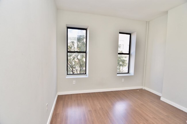 Building Photo - 530 West 159th Street