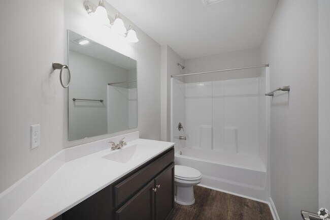 Foto del edificio - 720 Charter Dr