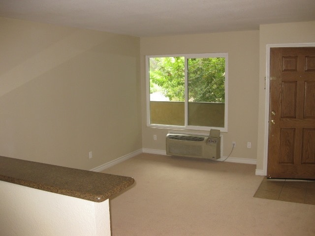 Building Photo - 1845 Bayview Heights Dr